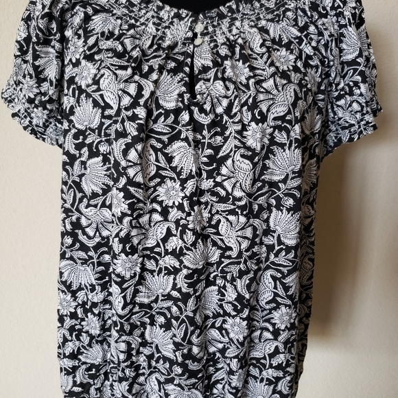 Shirt - Picture 2 of 2